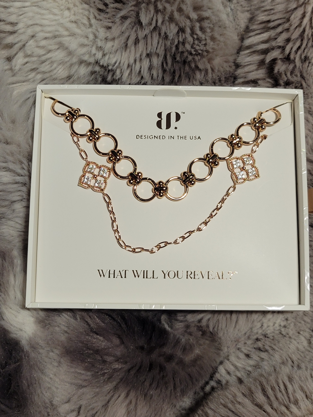Elegant Rose Gold-Link Necklace with Crystal Floral Charms